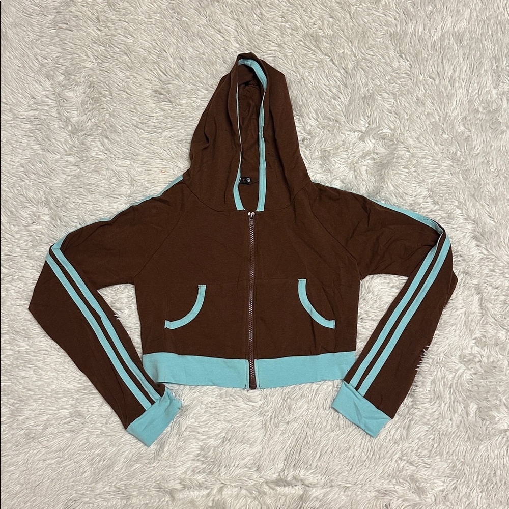 Y2K 5-7-9 Brown and Blue Cropped Hoodie